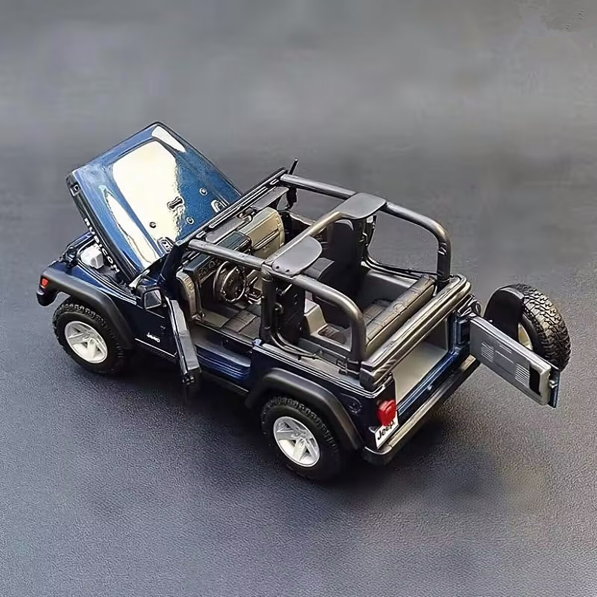 Maisto 1:18 Jeep Wrangler Rubi - огляд і ціна Kids Toys Jeep